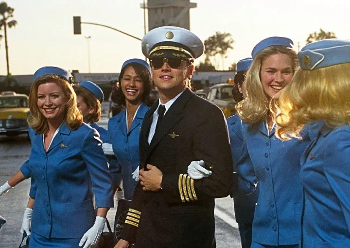 รีวิว Catch Me If You Can จับให้ได้ ถ้านายแน่จริง (2002)